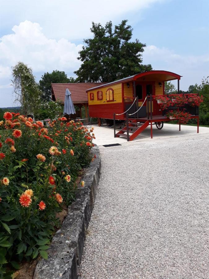 La Roulotte De Bourgogne Villa Brianny Buitenkant foto